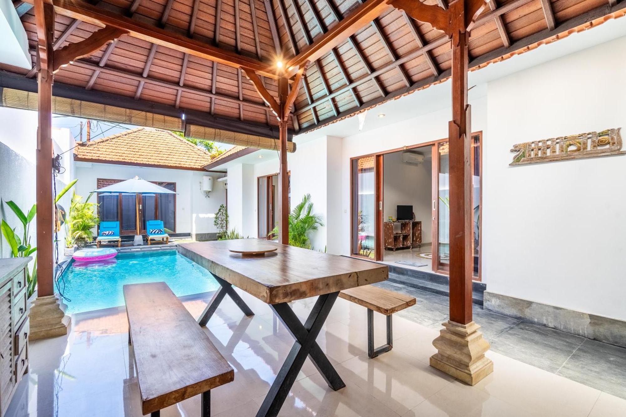4-Bedroom Pool Villa Near Seminyak Center Esterno foto